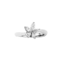 Diamond Ring in 18K White Gold