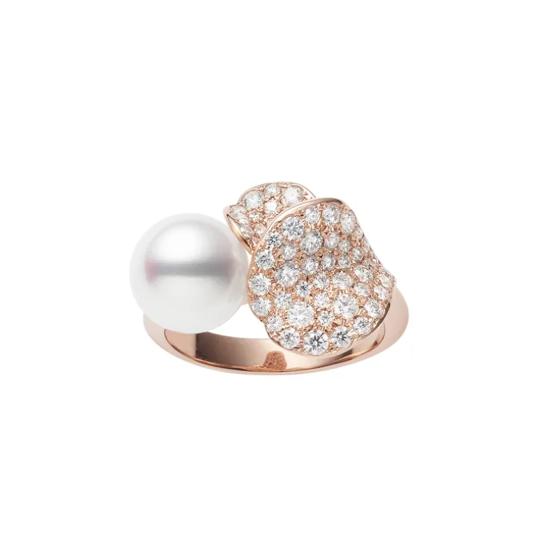 Les Pétales Place Vendôme Akoya Cultured Pearl Ring in 18K Pink Gold