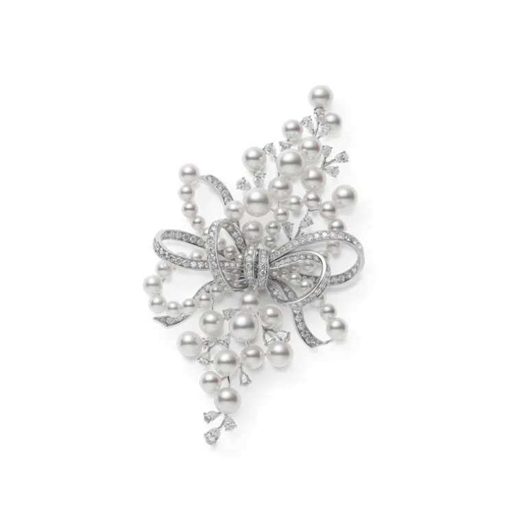 Akoya Cultured Pearl and Diamond Brooch set in 18K White Gold