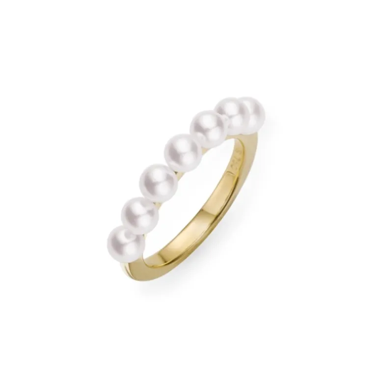 Akoya Cultured Pearl Ring in Yellow Gold