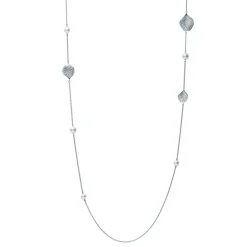 Les Pétales Place Vendôme Necklace
